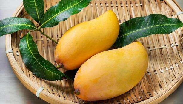 két mango kosárban
